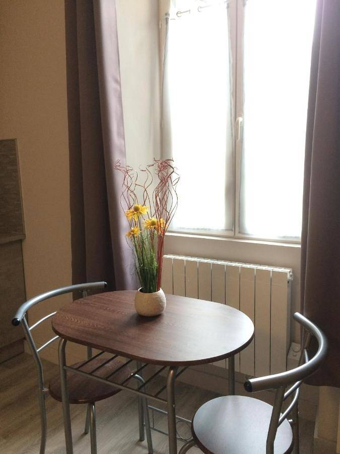 Appartement entier, Standard Studio in Thiviers, Périgord Vert