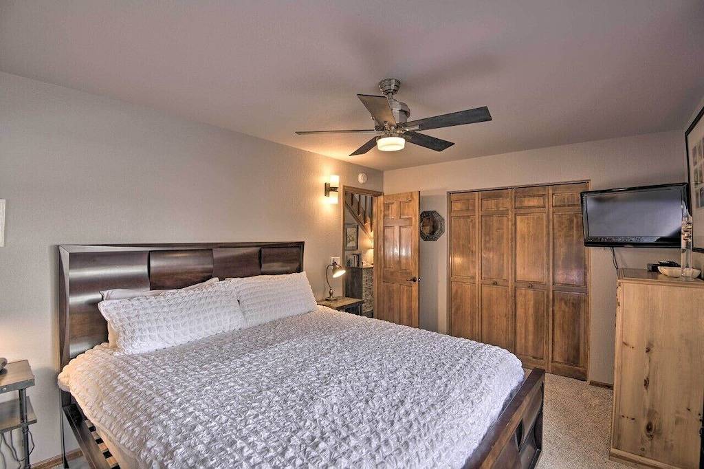 Ganze Wohnung, Nicely renovated two bedroom two bath Condo with Lake and Mountain Views! in San Juan National Forest