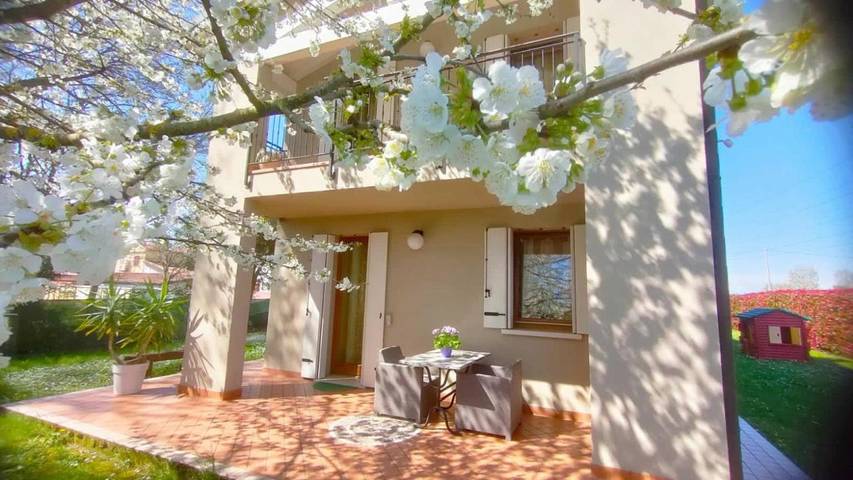 B&b per 2 persone, con panorama e giardino nonché terrazza a Mira