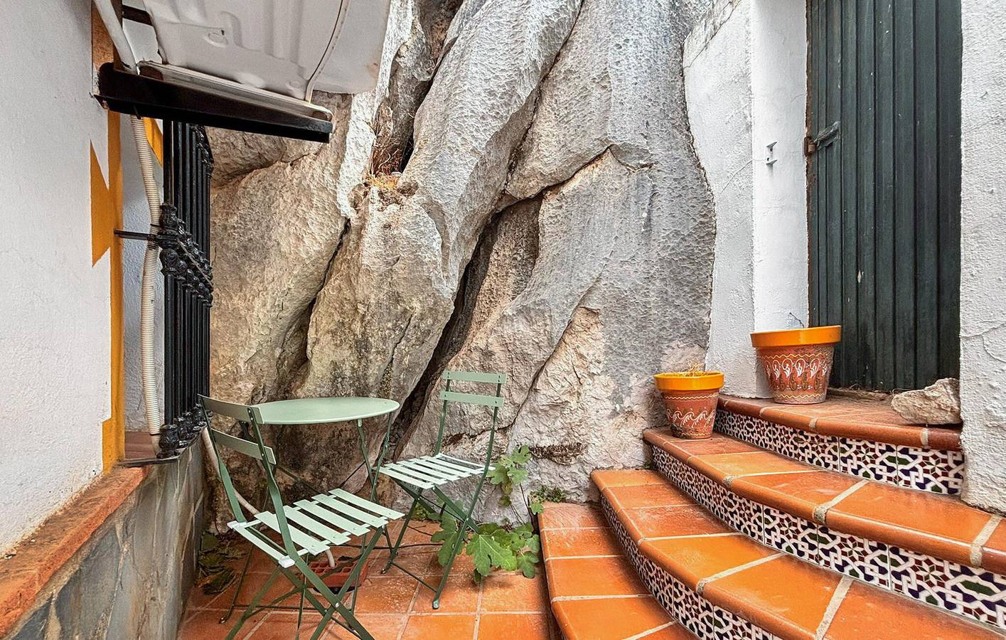 Acogedor apartamento con jardín y WiFi, cerca de restaurantes y del río in Montejaque, Provincia de Málaga