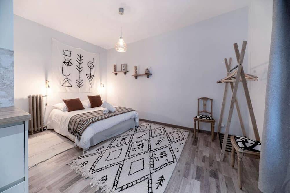 Ganze Wohnung, Superbe studio dans immeuble classé in Vichy, Vichy und Umgebung