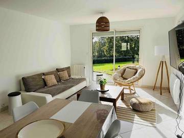 Gîte pour 8 personnes, avec terrasse à Les Sorinières