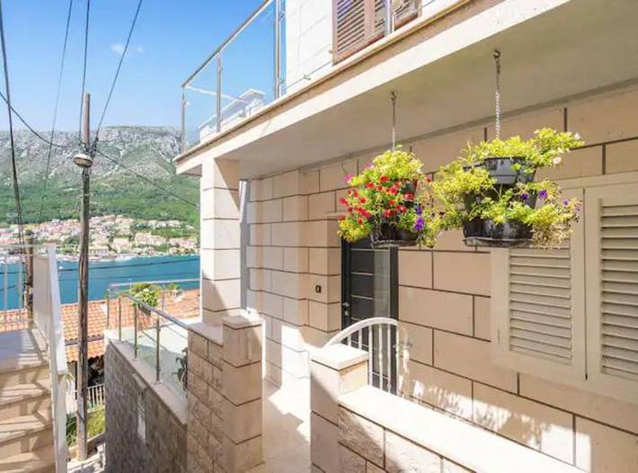 Ganze Wohnung, Ferienwohnung für 5 Personen mit Meerblick in Dubrovnik, Grad Dubrovnik