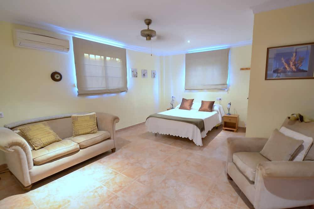 Ganze Wohnung, Super Offener Wohn Studio-Apartment dem Land. in Algodonales, Pueblos Blancos