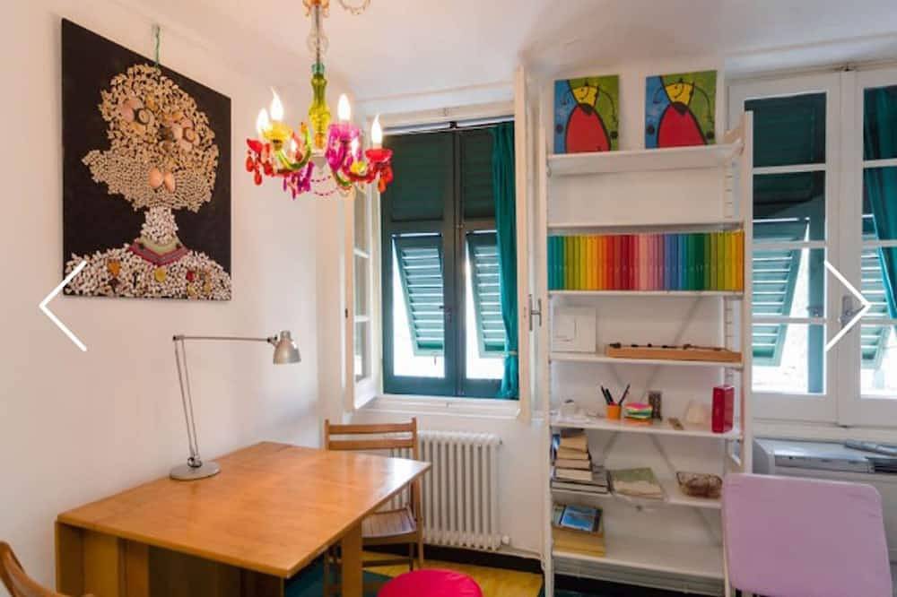 Entire apartment, Camogli - Charming Apartment Right Over the Sea in Camogli, Riviera di Levante