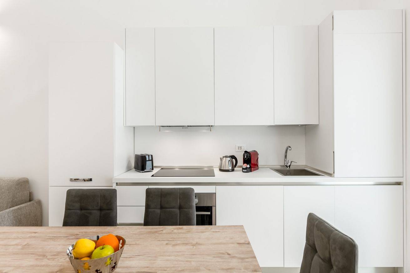 Ganze Wohnung, [Free Parking-1 Min Metro]Silenzioso Loft 2 camere in Mailand, Mailand Provinz
