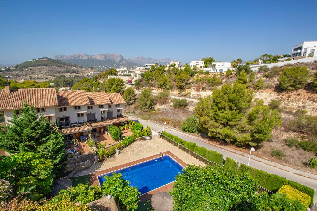 Bungalow 'Alegre Playa Grupo Terra De Mar' with Mountain View, Wi-Fi and Air Conditioning in La Empedrola, Calpe