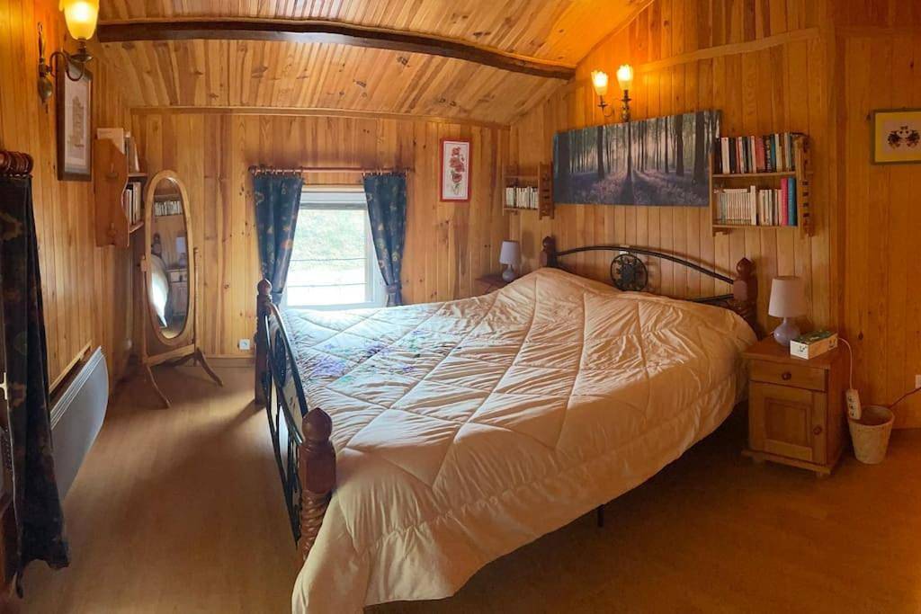 Two-Bedroom House in Labastide-d'Armagnac, Landes