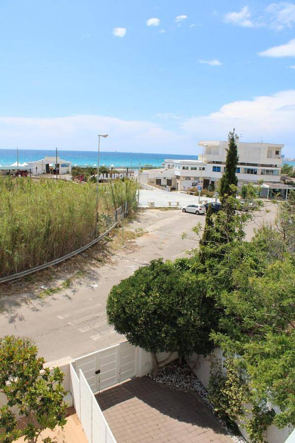 Fronte Mare Via Delle Dune in Baia Verde, Golfo di Taranto