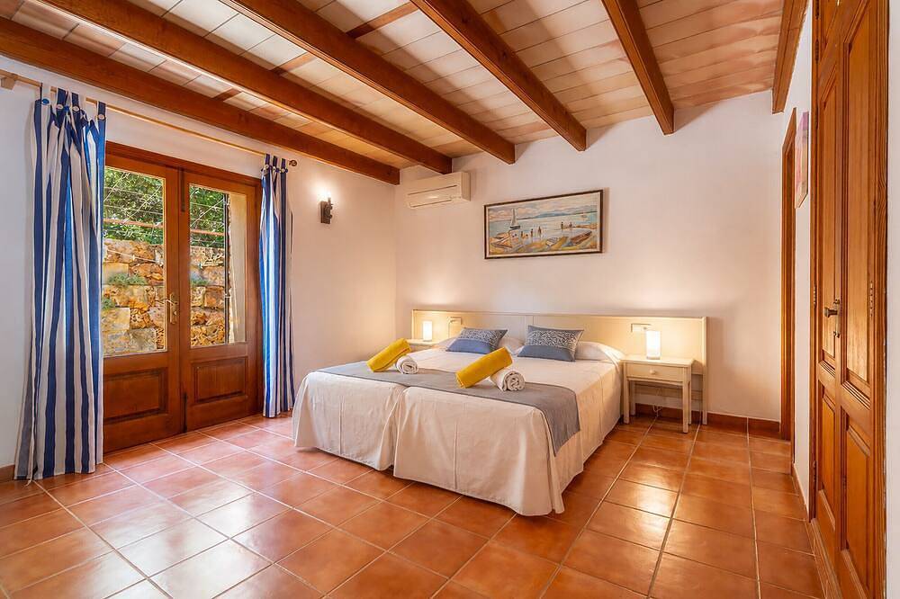Lorenzo Finca für 9 mit pool nur 4,5 km zum Meer in Alcúdia, Mallorcas Küste