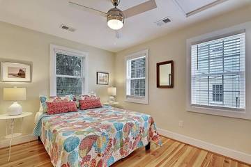 Beach Rental for 4 Guests in Folly Beach, South Carolina Lowcountry, Picture 3