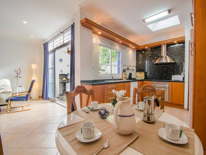 Hôtel pour 5 personnes, avec balcon/terrasse, adapté aux familles à Porto Cristo - 2