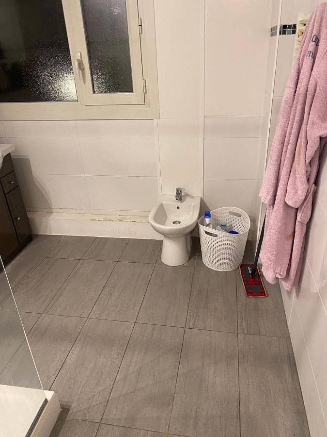 Appartement entier, One-Bedroom Apartment in Écouen, Val-d'Oise