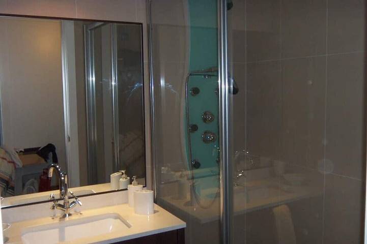 Appartement entier, Appartement Tout confort   2 chambres 2 salles de bains avec garage et piscine in Madrid, Área Metropolitana de Madrid