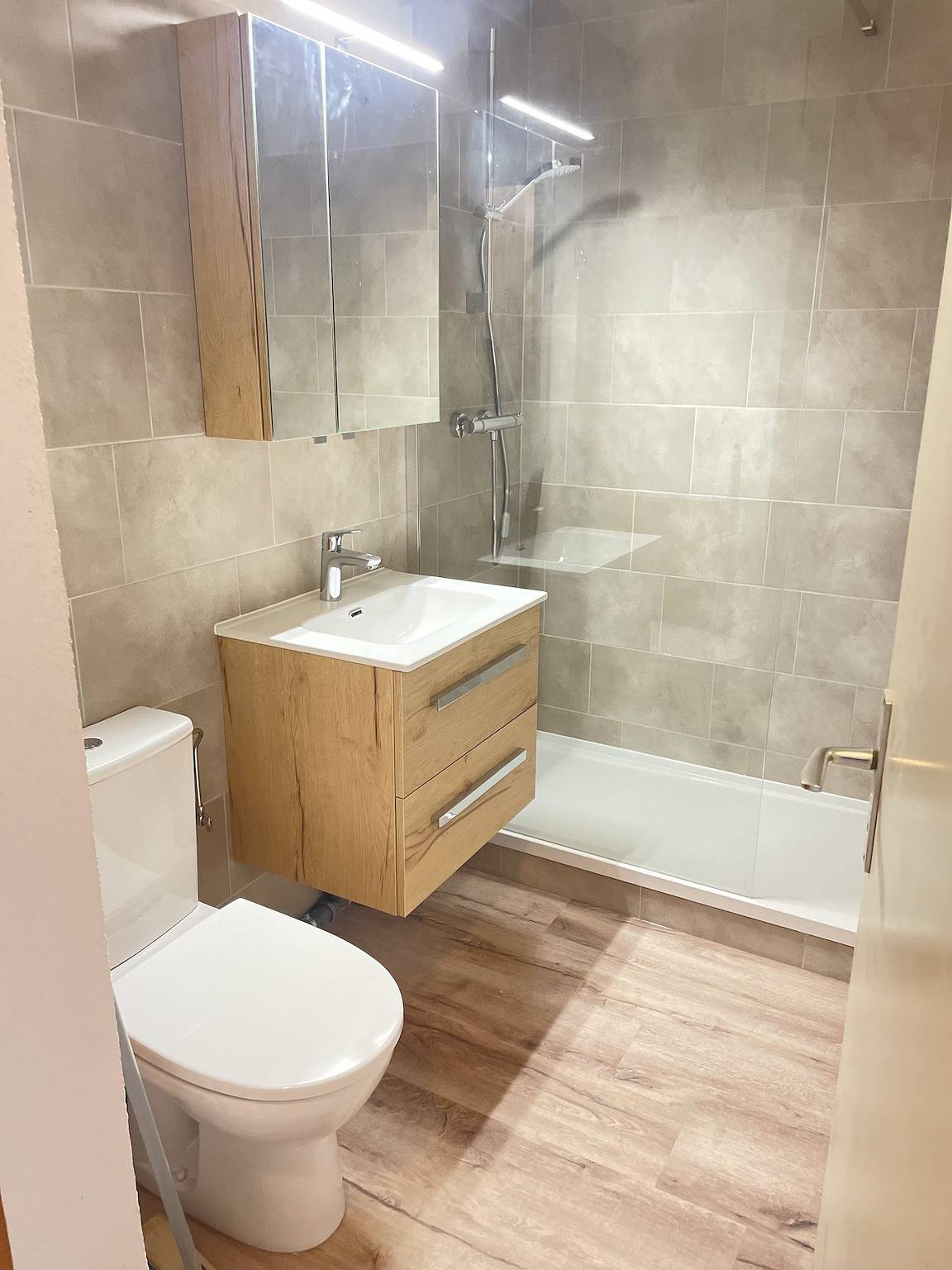 Studio entier, Studio rénové · Cœur de Plagne Village · Balcon in Plagne Villages, La Plagne-Tarentaise