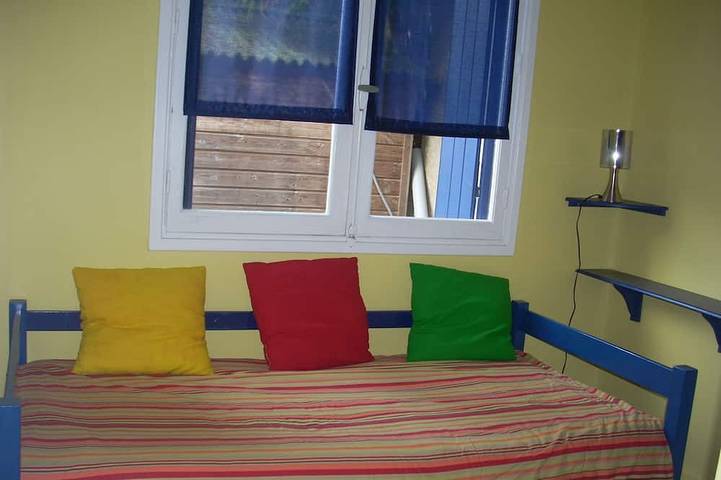 Location de vacances pour 6 personnes, avec terrasse et jardin dans Courlay Sur Mer - 2