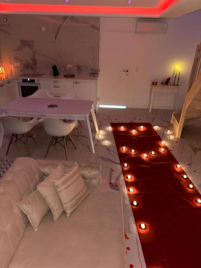 Villa pour 2 personnes, avec jacuzzi et jardin