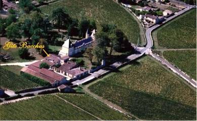 Gîte pour 8 personnes, avec vue et jardin à Barsac