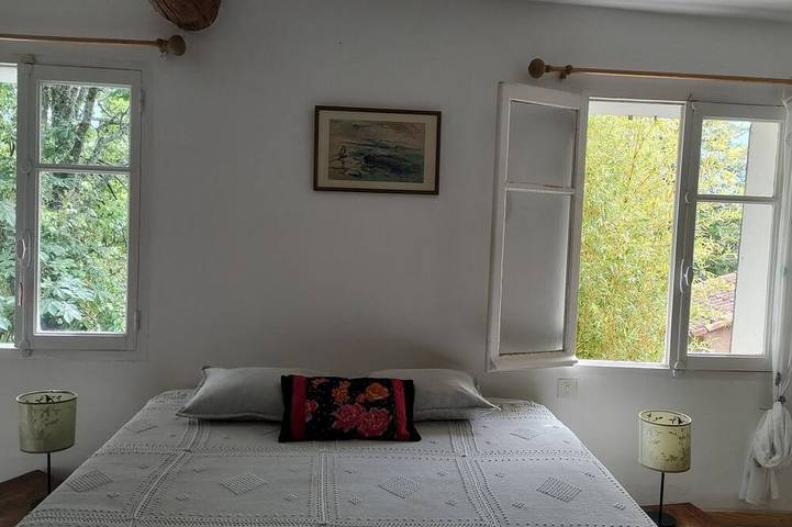 Location de vacances pour 7 personnes, avec jardin et terrasse à Beaurecueil - 3