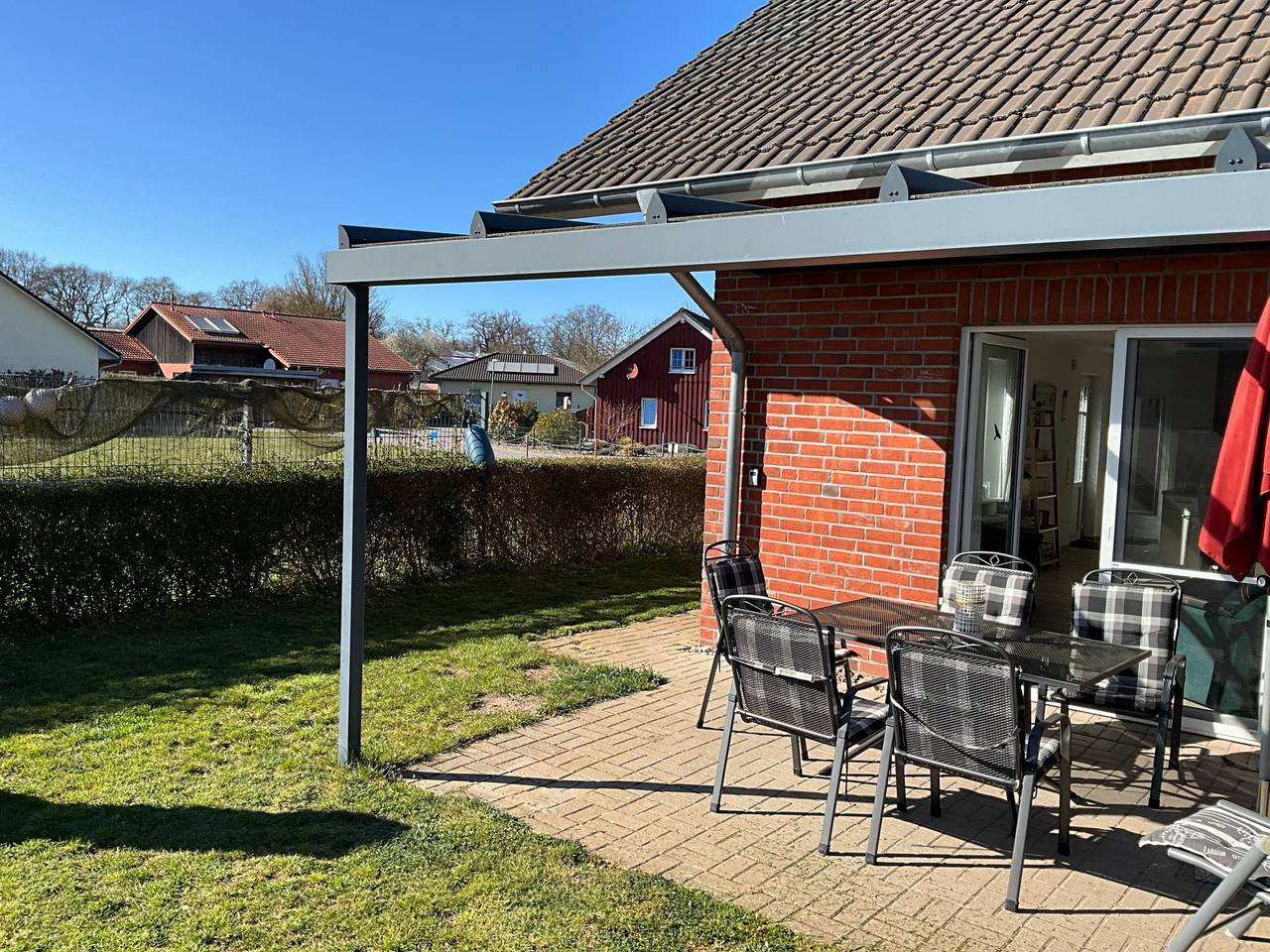 In Hoben mit Grill und Terrasse in Zierow, Nordwestmecklenburg (Wismar und Umgebung)