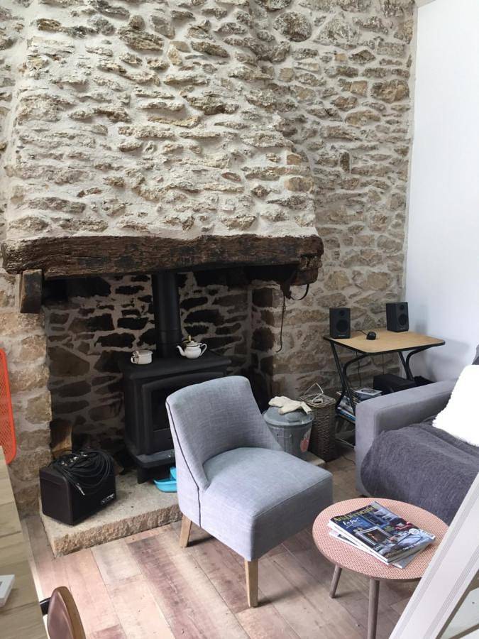 Gîte pour 4 personnes, avec terrasse ainsi que sauna et jardin à Le Cloître-Saint-Thégonnec - 2