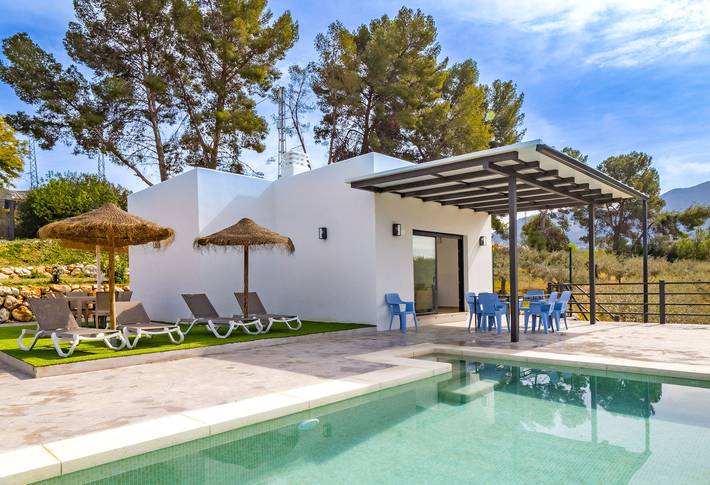 Villa voor 4 personen, met terras en tuin in Alhaurín el Grande