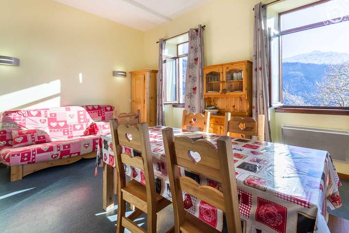 Gîte pour 6 personnes à Montgellafrey - 3