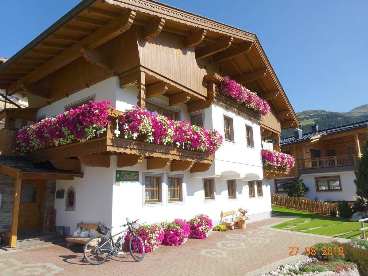 Ganze Wohnung, Apartment with Mountain View in Tuxer Alpen, Hintertux