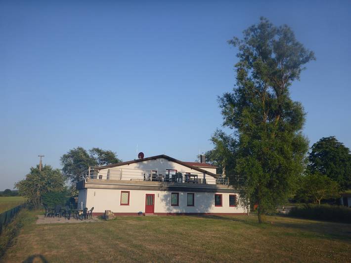 Ferienwohnung für 3 Personen, mit Garten und Terrasse in Bastorf - 2