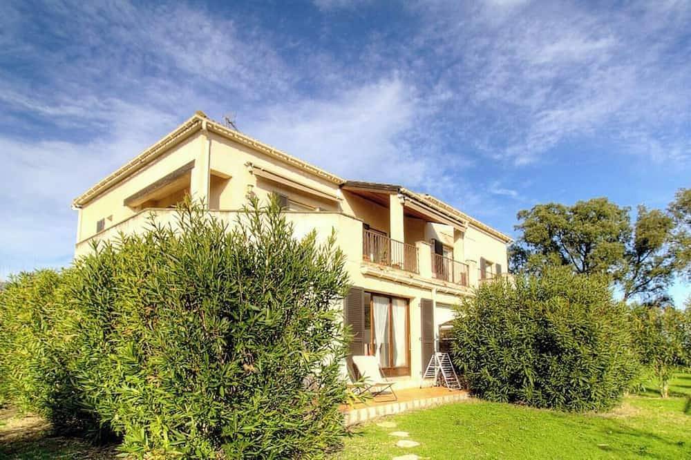 Le Lamajone - Lucciana in Lucciana, Región de Bastia