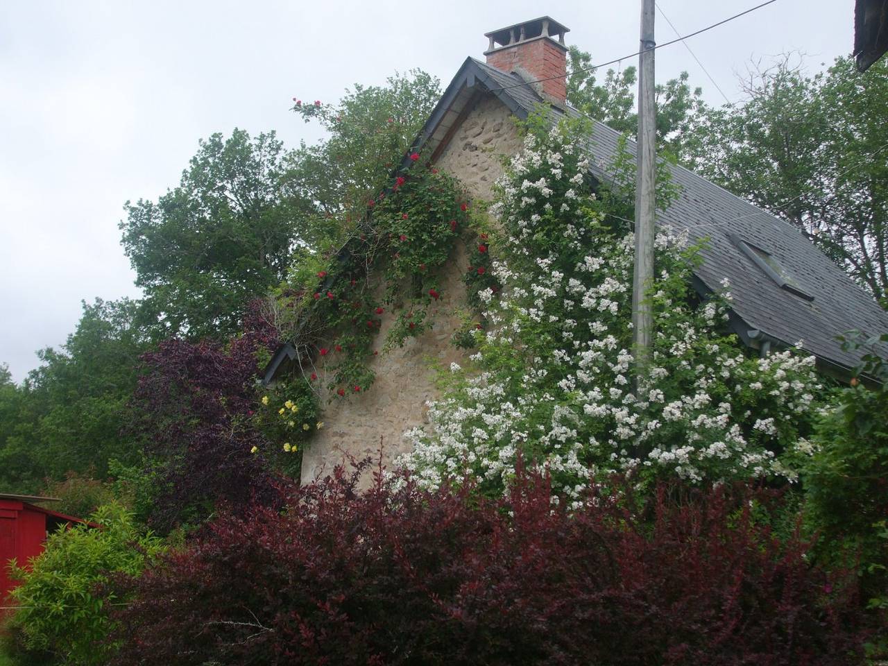 Gite Volet Rouge in Saint-Setiers, Région d'Ussel
