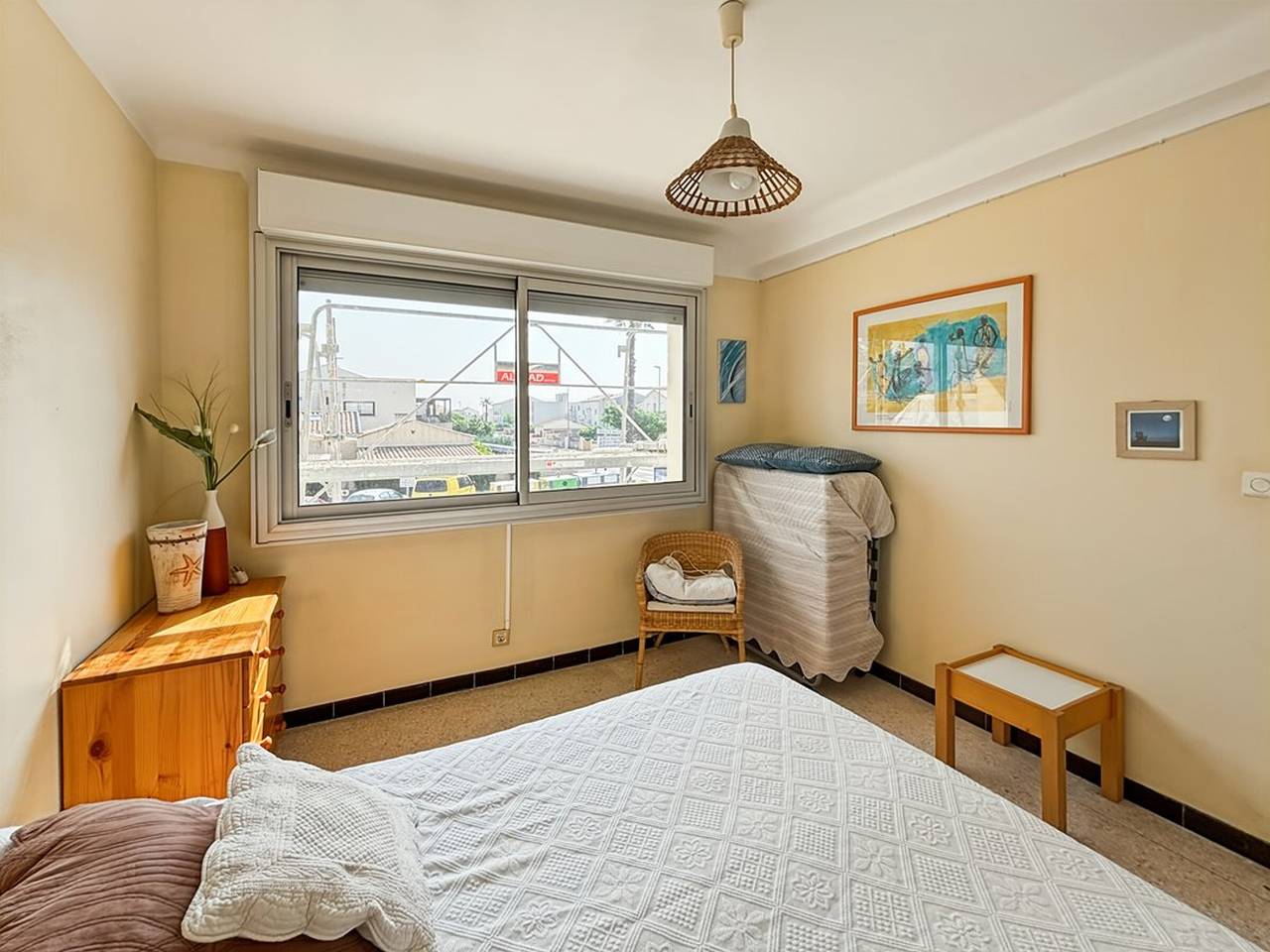 Entire apartment, Cozy 1-Bedroom Apartment for 4, 150m from Beach, Near Shops - Palavas-les-Flots in Palavas-les-Flots, Côte d'Améthyste