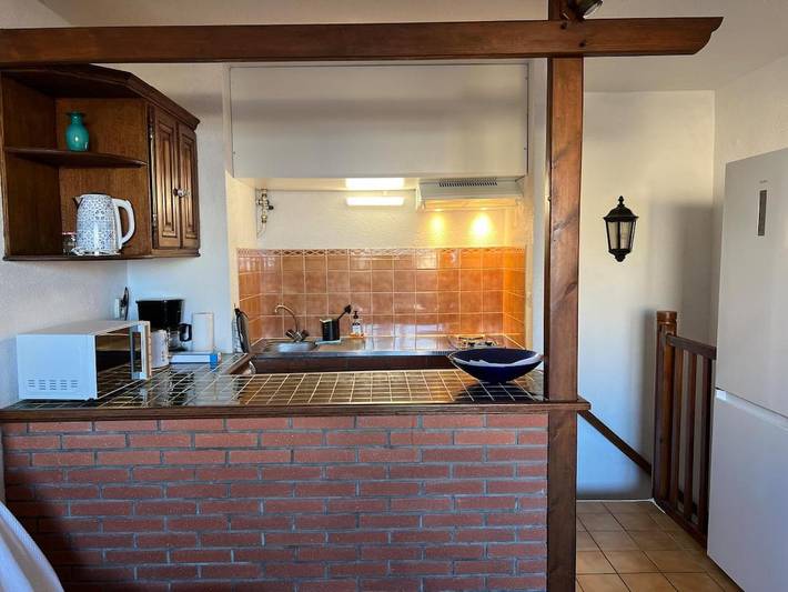 Gîte pour 4 personnes, avec vue ainsi que terrasse et jardin dans Plage Peyrefitte - 3