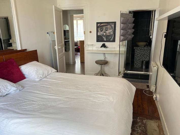 Chambre d’hôte pour 4 personnes, avec balcon, animaux acceptés à Paris - 2