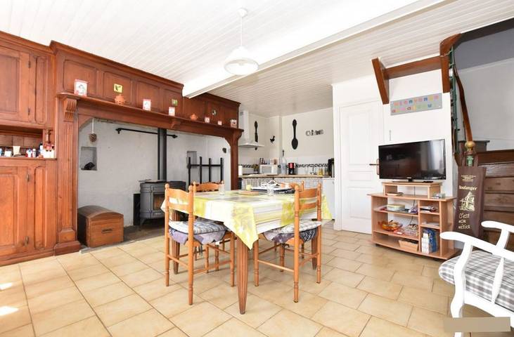 Gîte pour 6 personnes, avec terrasse à Le Falgoux - 3