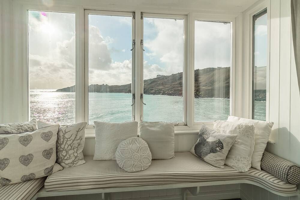 Ein traumhafter Zufluchtsort am Meer, um die Schönheit der kornischen Küste zu genießen in Coverack, England