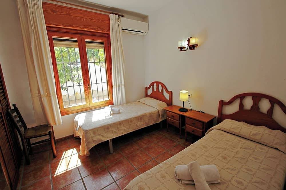 Pedro 6 - holiday home with pool in El Portet in Cala El Portet, Teulada (Spain)