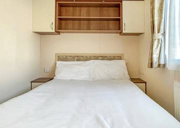 Glamping for 6 People in Shalfleet, Isle of Wight, Photo 3