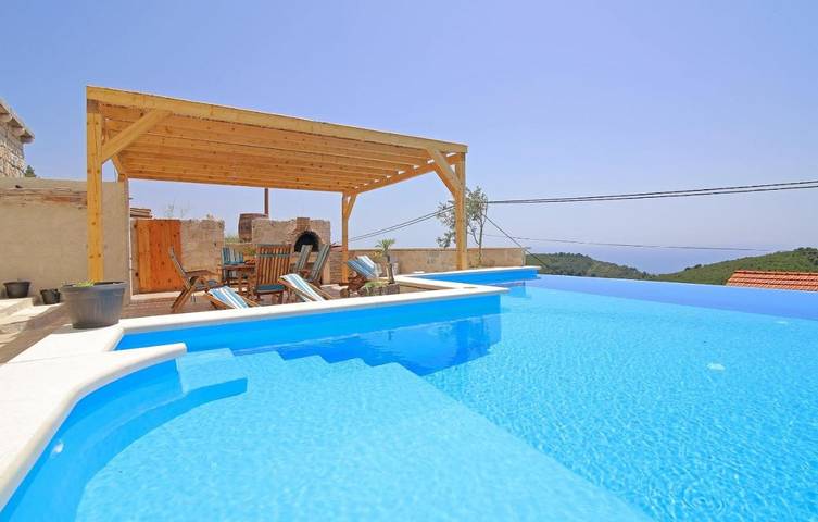 Villa pour 5 personnes, avec piscine et jardin dans Mljet