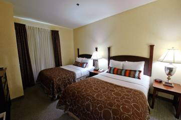 Vacation Rental for 4 Guests in Corpus Christi, Nueces County, Picture 2