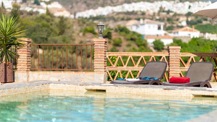 Location de vacances pour 8 personnes, avec terrasse et jardin à Frigiliana - 4