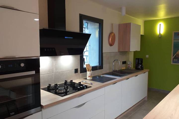 Gîte pour 10 personnes, avec jacuzzi et jardin à Orgnac-l'Aven - 3