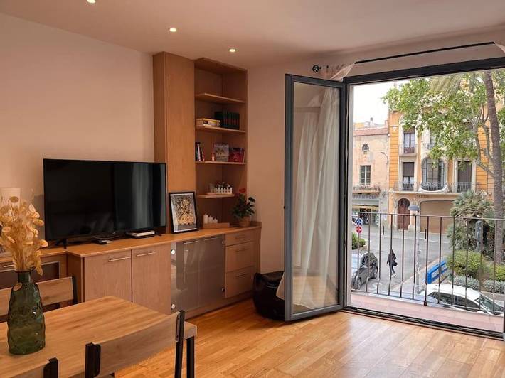 Location de vacances pour 4 personnes, avec Balcon ainsi que Terrasse et Vue à Figueras