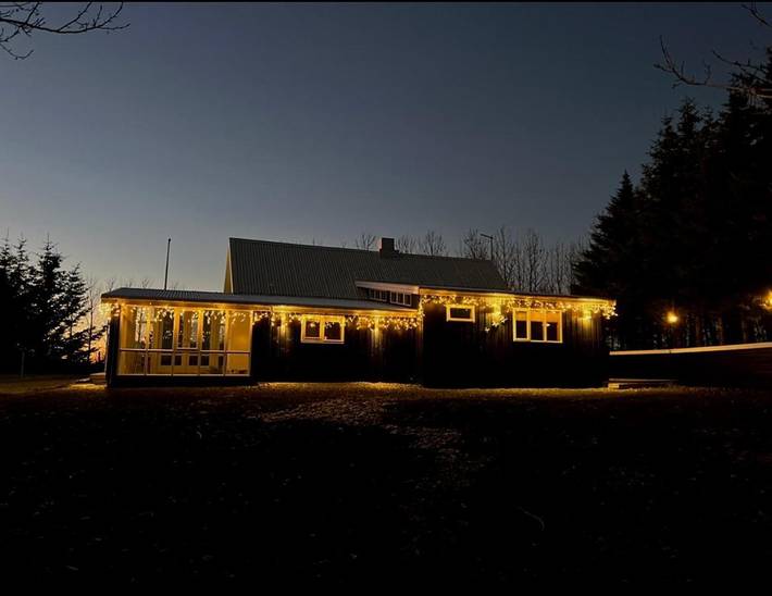 Ferienhaus für 6 Personen, mit Whirlpool und Garten in Island