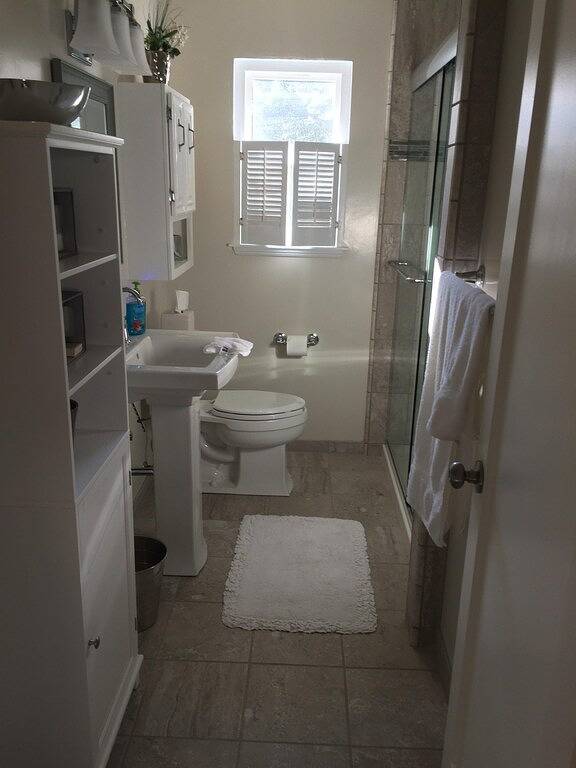 Privates, neu renoviertes Haus mit allen Annehmlichkeiten. Einfacher Zugang zu allen Veranstaltungen. in Monterey County