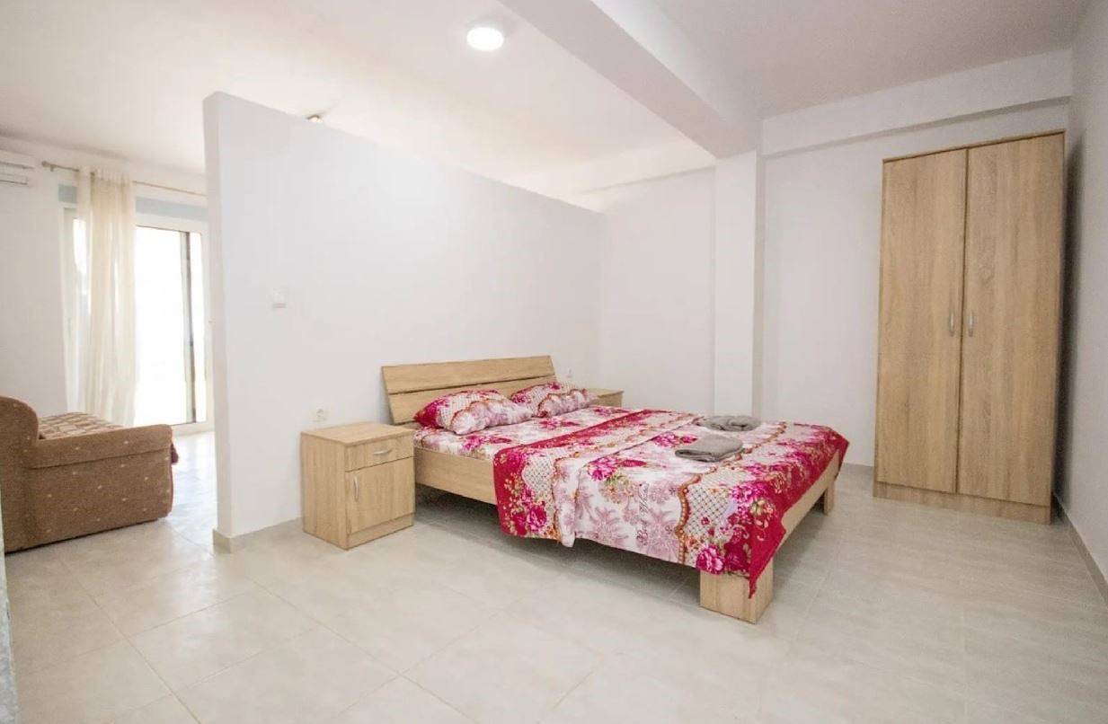 Appartement entier, Appartement de vacances pour 4 personnes avec balcon/terrasse in Monténégro
