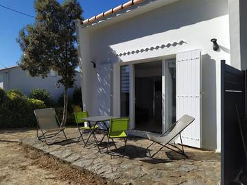 Gîte pour 2 personnes, avec terrasse et jardin dans les Pays de la Loire