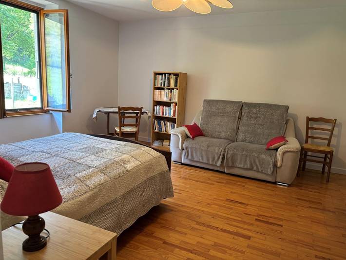 Gîte pour 5 personnes avec terrasse in Blois-sur-Seille, Jura Francais
