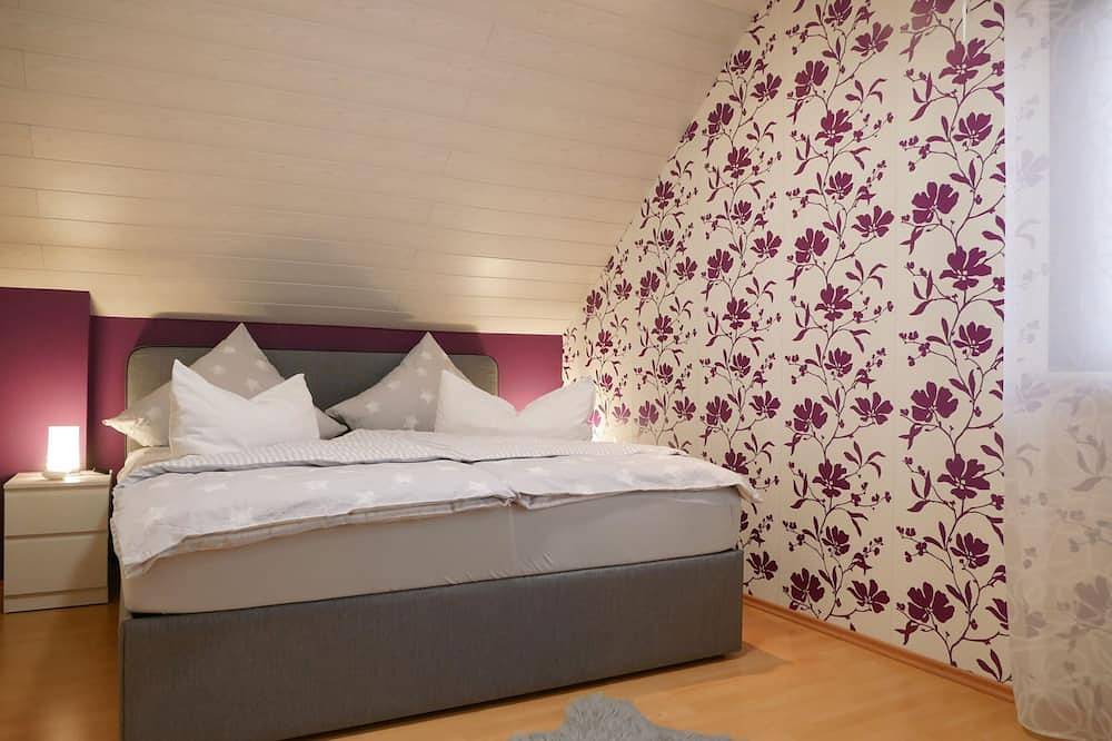 Ganze Wohnung, Ferienwohnung Eva-Maria, 84 qm, 1 Schlafzimmer, 1 Wohnzimmer, 2 Erwachsene und 2 Kinder in Europa-Park, Mahlberg