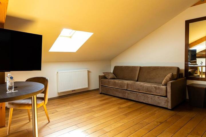 Hôtel pour 2 personnes, avec sauna ainsi que jacuzzi et jardin, animaux acceptés à Bonnétage - 3